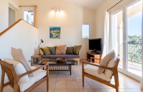 Felines-Minervois House | Tranquil holiday home with private pool