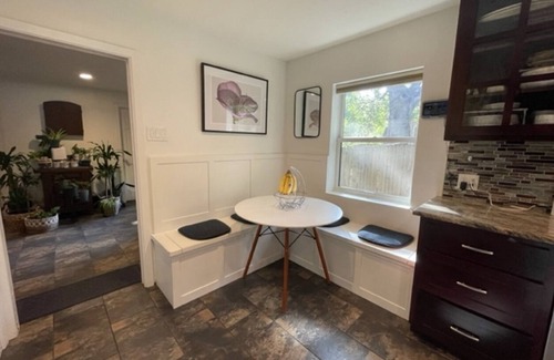 Dallas House | Tranquil home, .3 acres,15 min to downtown w/2 separate offices + Dog friendly!