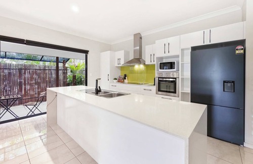 Banksia Beach House | Tranquil Home on Golf Course Estate
