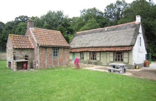 Proven House | Tranquil Home with BBQ
