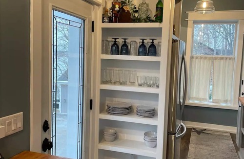 Monticello Cottage | Tranquil Lake Cottage
