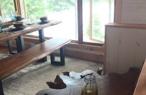 Trent Lakes Cottage | Tranquil Lakefront on Little Bald Lake Narrows.