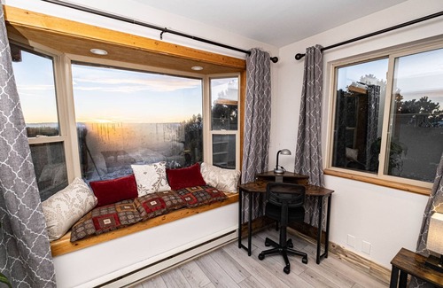 Baca Grande House | Tranquil Lighthouse: Incredible Valley Views