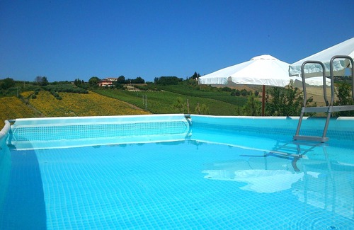 Ripatransone Apartment | Tranquil location close to sea and mountains
