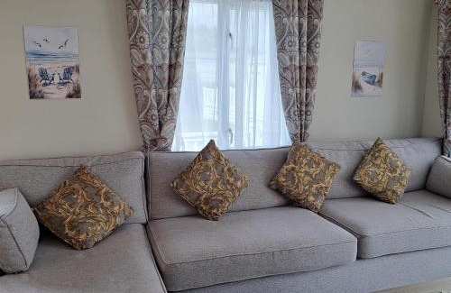 Paignton House | Tranquil Lodge Retreat in Paignton