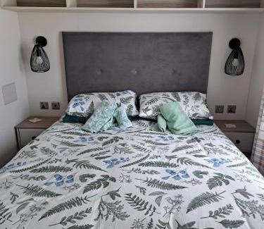 Paignton House | Tranquil Lodge Retreat in Paignton