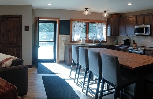 Duluth Apartment | Tranquil Lodge Retreat with Direct Trail Access in Northern Minnesota
