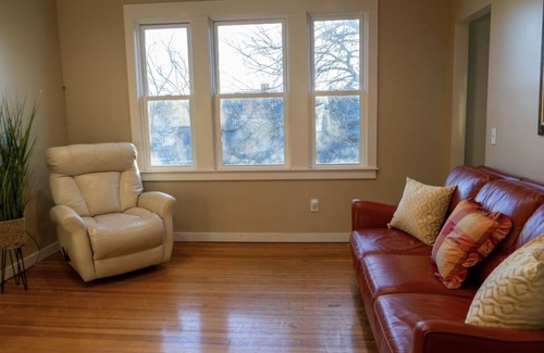 Brooklawn - St. Vincent Apartment | Tranquil North End Bridgeport Luxe 2 Bdr unit