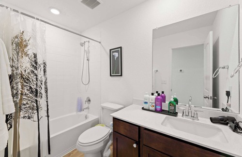 Georgetown House | Tranquil Oak Garden On Baum Dr #42168