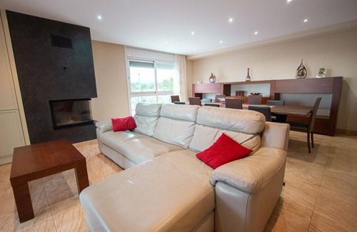 El Perello Villa | Tranquil Paradise, Private Pool - only 200m to beach!