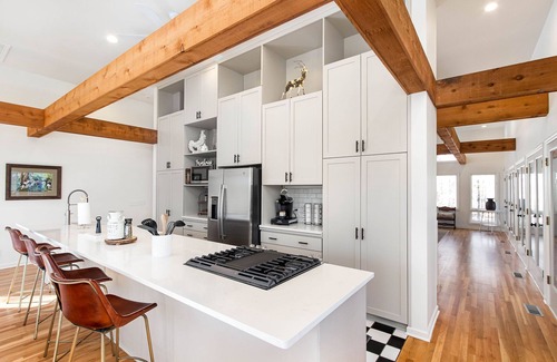 Bogart Cabin | Tranquil, Peaceful Riverhouse in Monroe GA; Close to Athens!