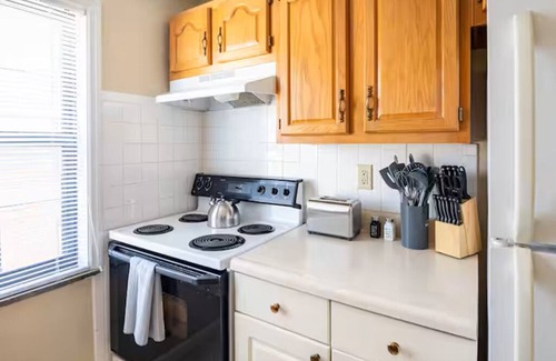 Dayton Apartment | Tranquil & Pet-Friendly Stay Near Dorthy Lane