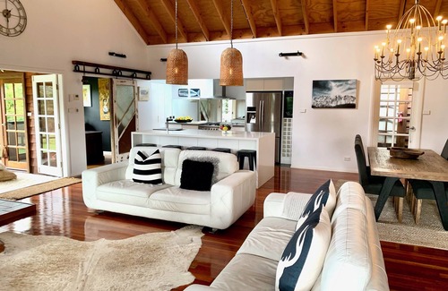Cessnock City Council House | Tranquil private country retreat with stunning rural views