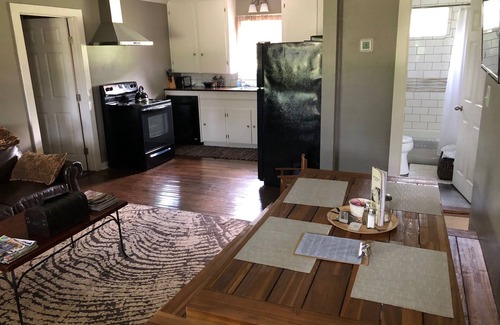 Bulverde House | Tranquil ranch for up to 20 people, near San Antonio attractions! Premier Host!