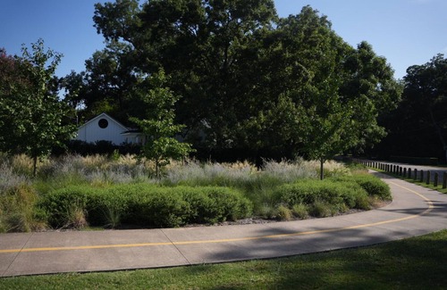 Kessler House | Tranquil Residence in Kessler Park, surrounded by nature near downtown