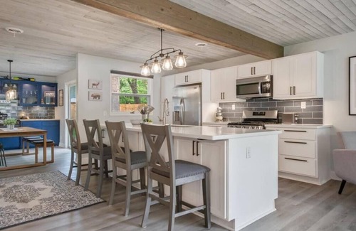Chisago City House | Tranquil Retreat: Spacious Modern Vacation Home in Scenic Chisago City, MN