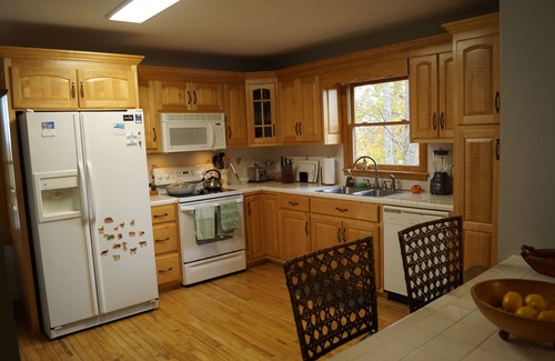 Piney Creek Cabin | Tranquil Retreat w/New River and Mountain Views! River Access, Hiking