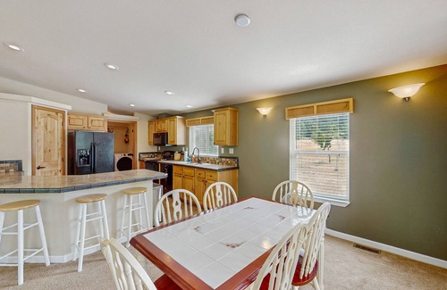 Willow Creek House | Tranquil riverfront getaway, private pool, seasonal fruit trees, & fishing