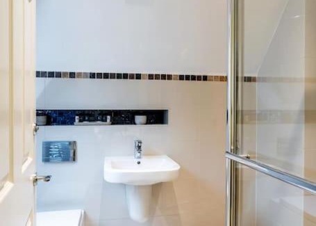 Knaresborough Apartment | Tranquil Riverfront Oasis at High Bridge Court