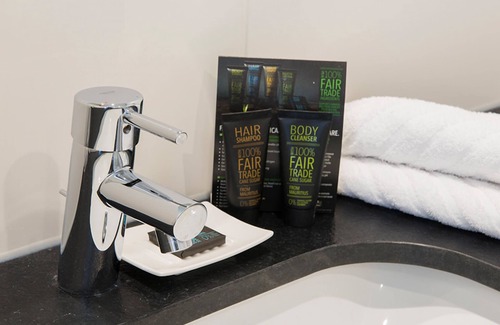Wageningen Hotel | Tranquil Stay w/Wellness Amenities & Scenic Views | Onsite Dining