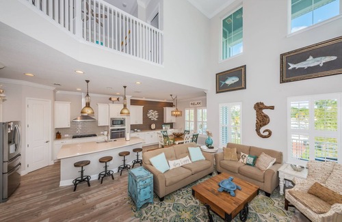 Redington Beach House | Tranquil Tarpon Cottage | Large Swim Spa