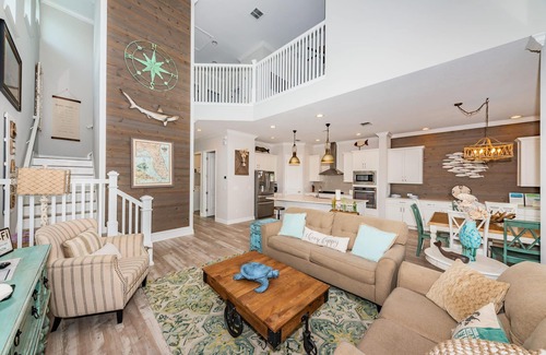 Redington Beach House | Tranquil Tarpon Cottage | Large Swim Spa