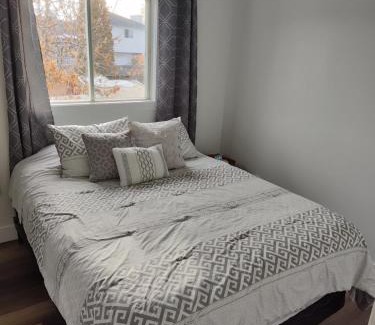 Northeast Edmonton Apartment | Tranquil & Tasteful One Bdrm Private Suite NE