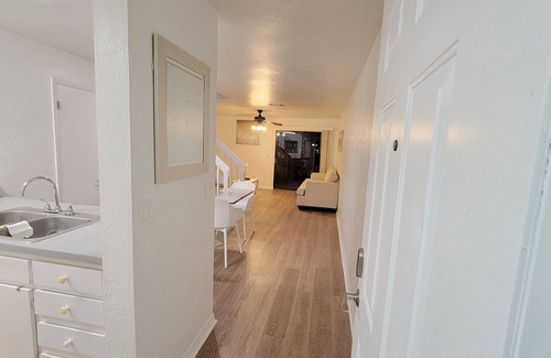 Gainesville House | Tranquil Townhouse 🏡💤 - A peaceful retreat that promises restful slumber
