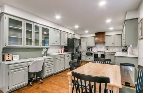Edmond House | Tranquil Updated 3Bed Pool Home