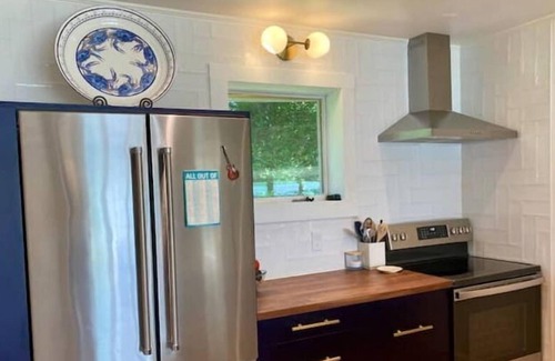 Shady Side Cottage | Tranquil Waterfront Cottage in Shady Side - 50 minutes to DC