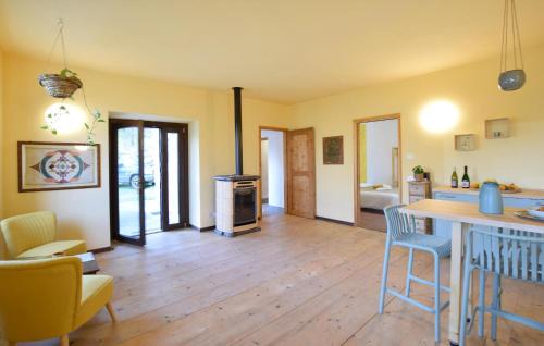 Solto Collina House | Tranquility At Pool