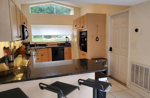 Clermont House | Tranquility at Swiss! | 3 Bed, 3 Bath