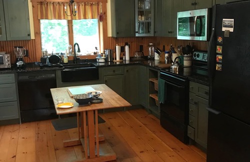 Brewster House | Tranquility Awaits - a quiet, secluded spot amidst trees and gardens