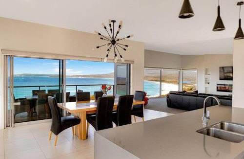 The Gardens House | Tranquility Bay of Fires
