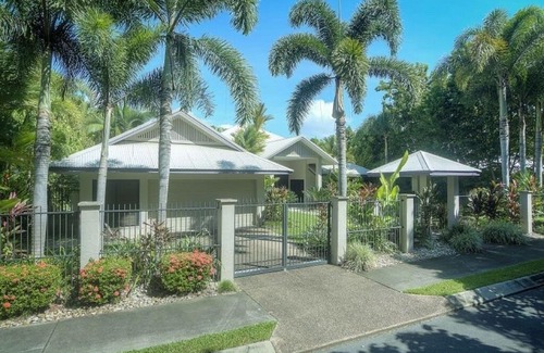 Craiglie House | Tranquility By The Course in Port Douglas
