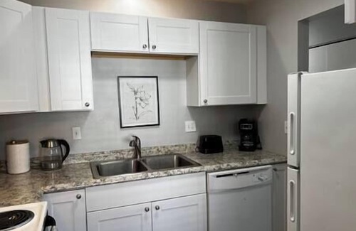 Grand Junction Condo | Tranquility, Comfort & Location - 2 Bdrm Condo