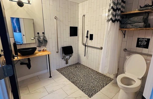 Pomquet Resort | Tranquility Dome - Accessible & Barrier Free - Private Hot Tub -Waterfront Views