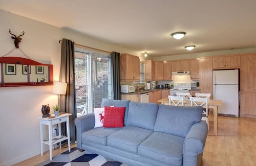 Mont-Tremblant Ski Chalet | Tranquility Lodge by Instant Suites | La Bete Golf