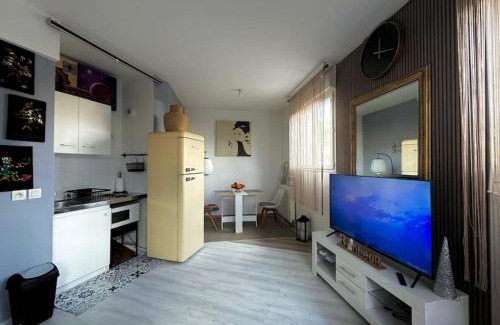 Poissy Apartment | Tranquillité à 30 min de Paris