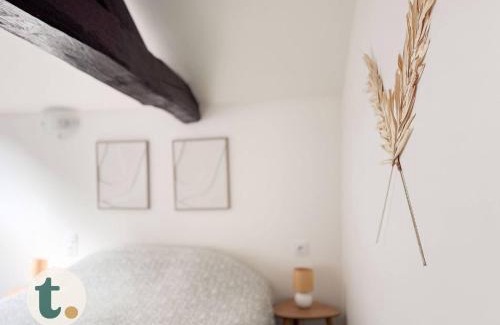 Les Herbiers Apartment | Tranquiloue - Petit Appartement - 10min Puy du Fou