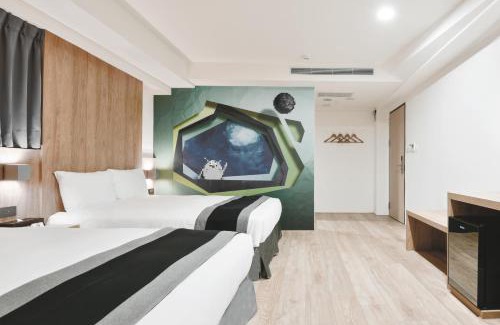 South District Hotel | Trans Inn