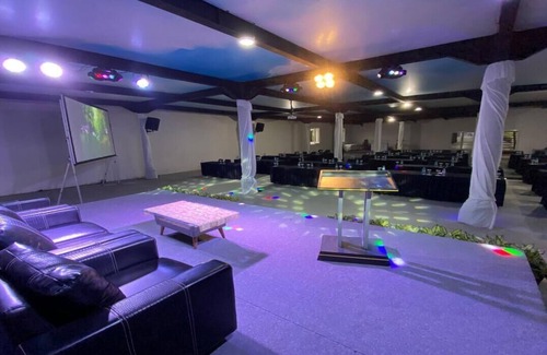 Sidomulyo Hotel | Transformer Center Hotel