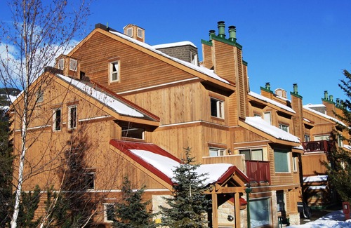 East Kootenay Condo | Trappers Delight - golf & bike paradise newly renovated in the Toby Creek Lodge.