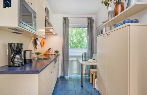 Koserow Apartment | Traumhafte Ferienwohnung 50 m von der Seebrücke in Koserow, mit Wlan und Balkon