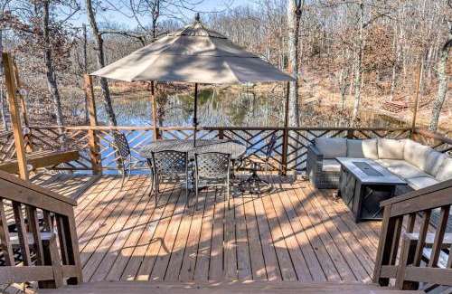 Innsbrook House | Trautwein Lake Cove with Hot Tub