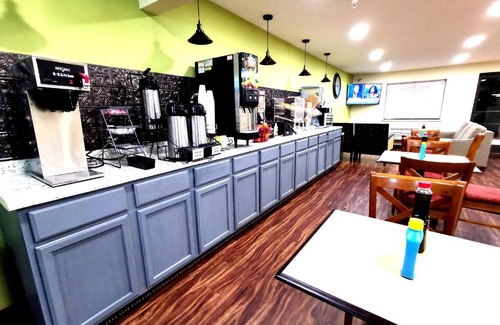 Miner Hotel | Travel Inn and Suites- Sikeston Miner I-55 exit-67