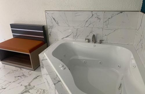 Southwest Anaheim Hotel | Travel Inn Motel