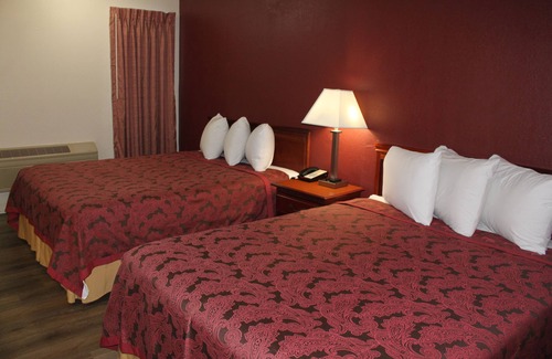 Buford Hotel | Travel Inn of Buford