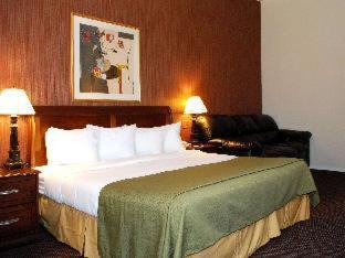 Watertown Hotel | Travel Inn - Watertown NY