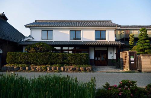 Tomi Hotel | Travel Stop UNNOWA